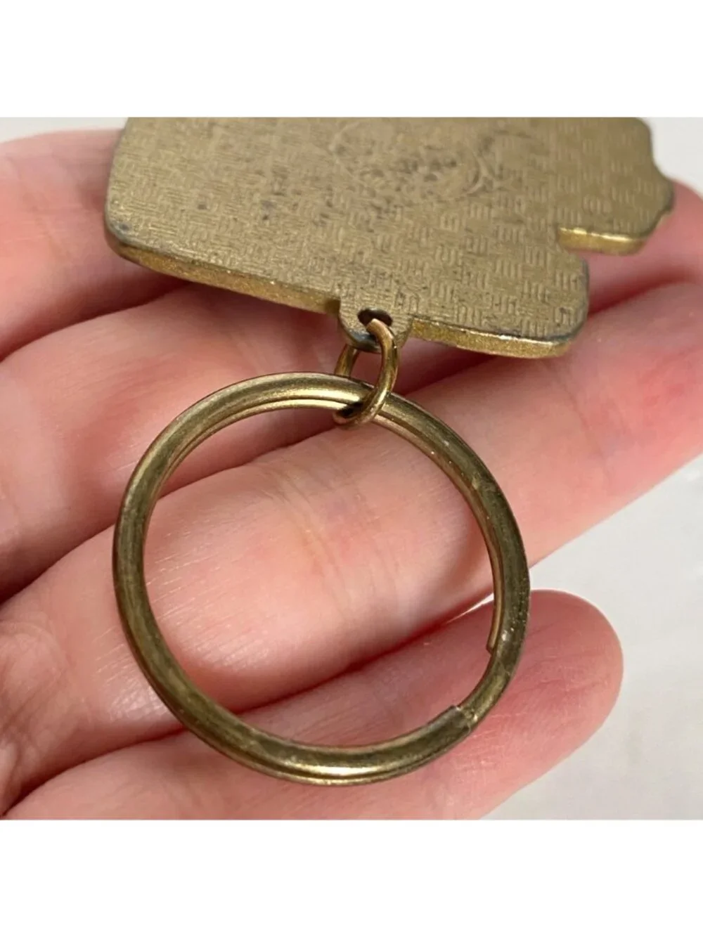 1980 London Taxi Double Decker Bus Lambert Souvenirs Keychain Gold Tone